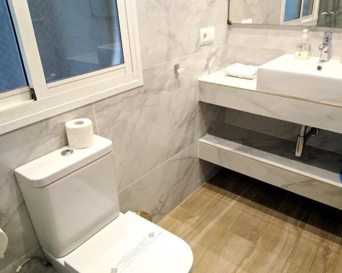 Aparteasy - Family Sant Antoni Apt. 巴塞罗那 外观 照片