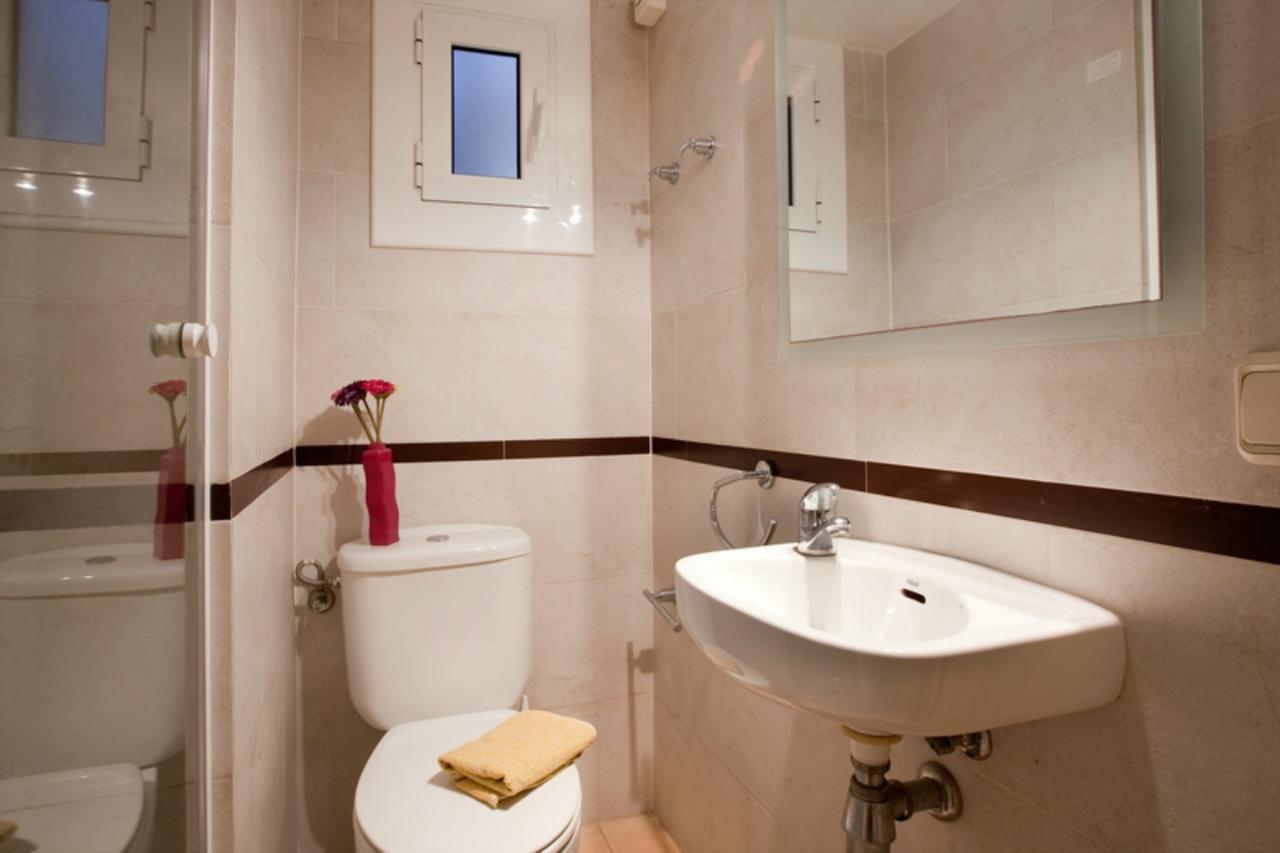 Aparteasy - Family Sant Antoni Apt. 巴塞罗那 外观 照片