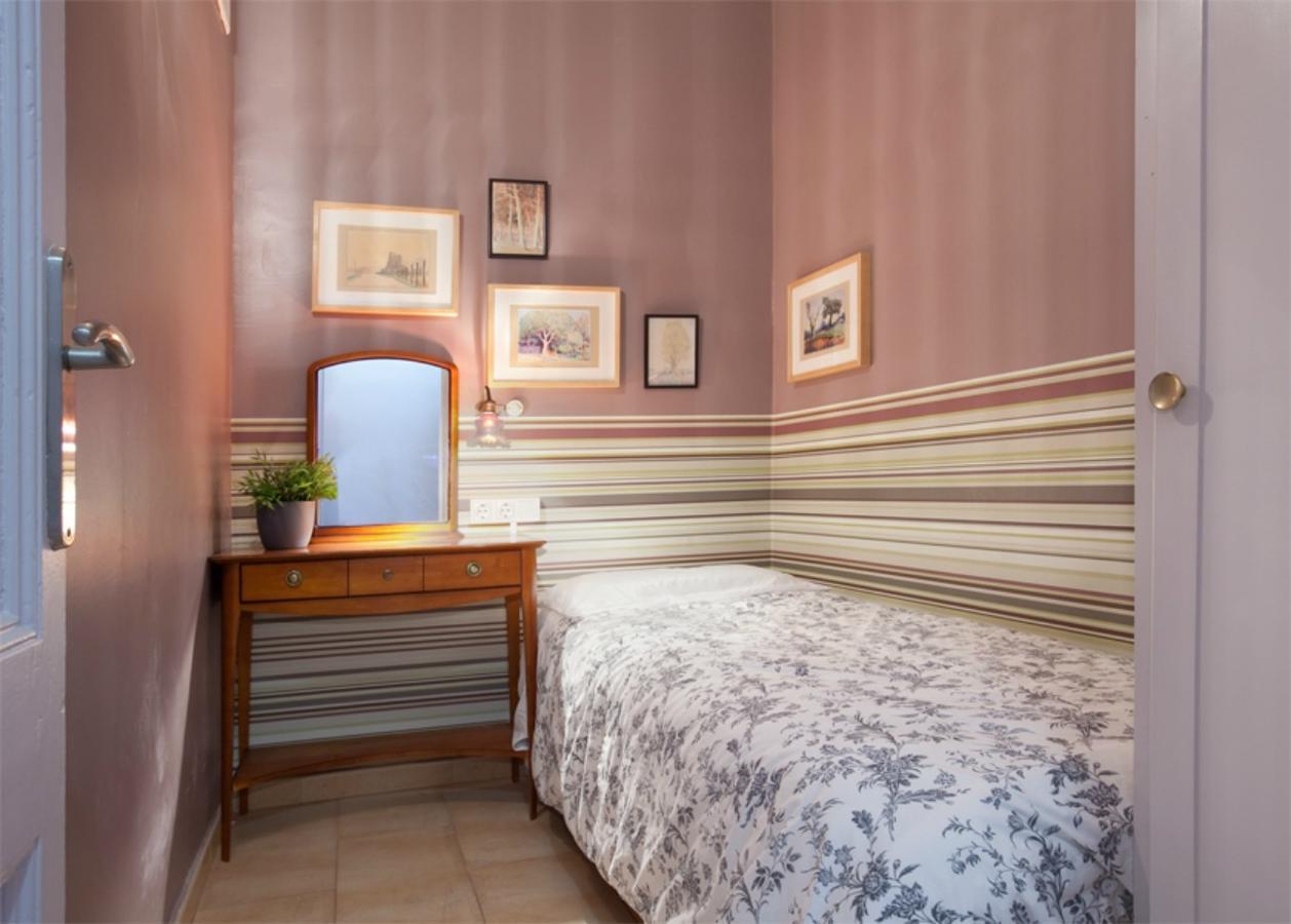 Aparteasy - Family Sant Antoni Apt. 巴塞罗那 外观 照片